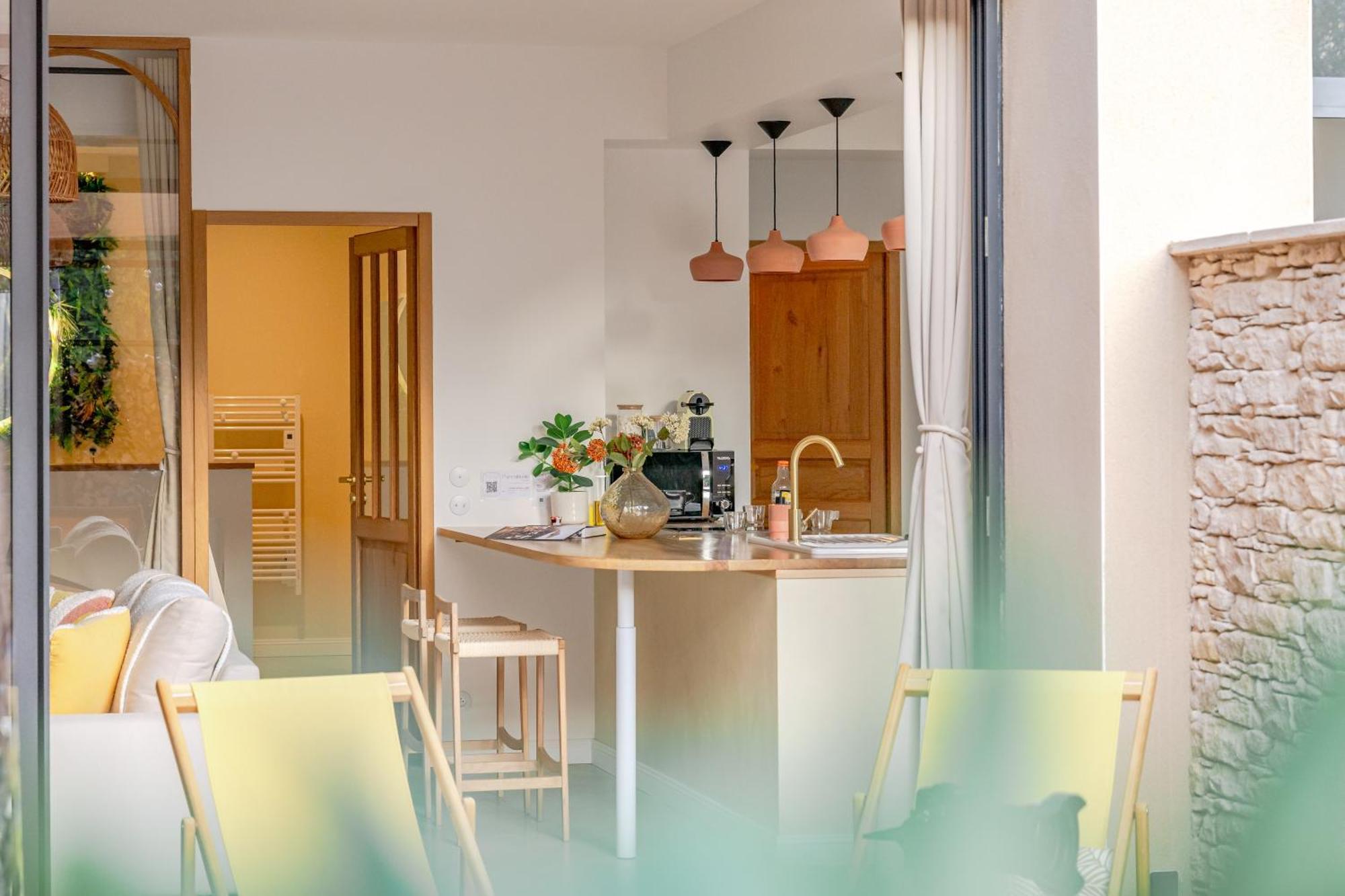 Hermes - Appartement Avec Jacuzzi Scandinave Nyons Buitenkant foto