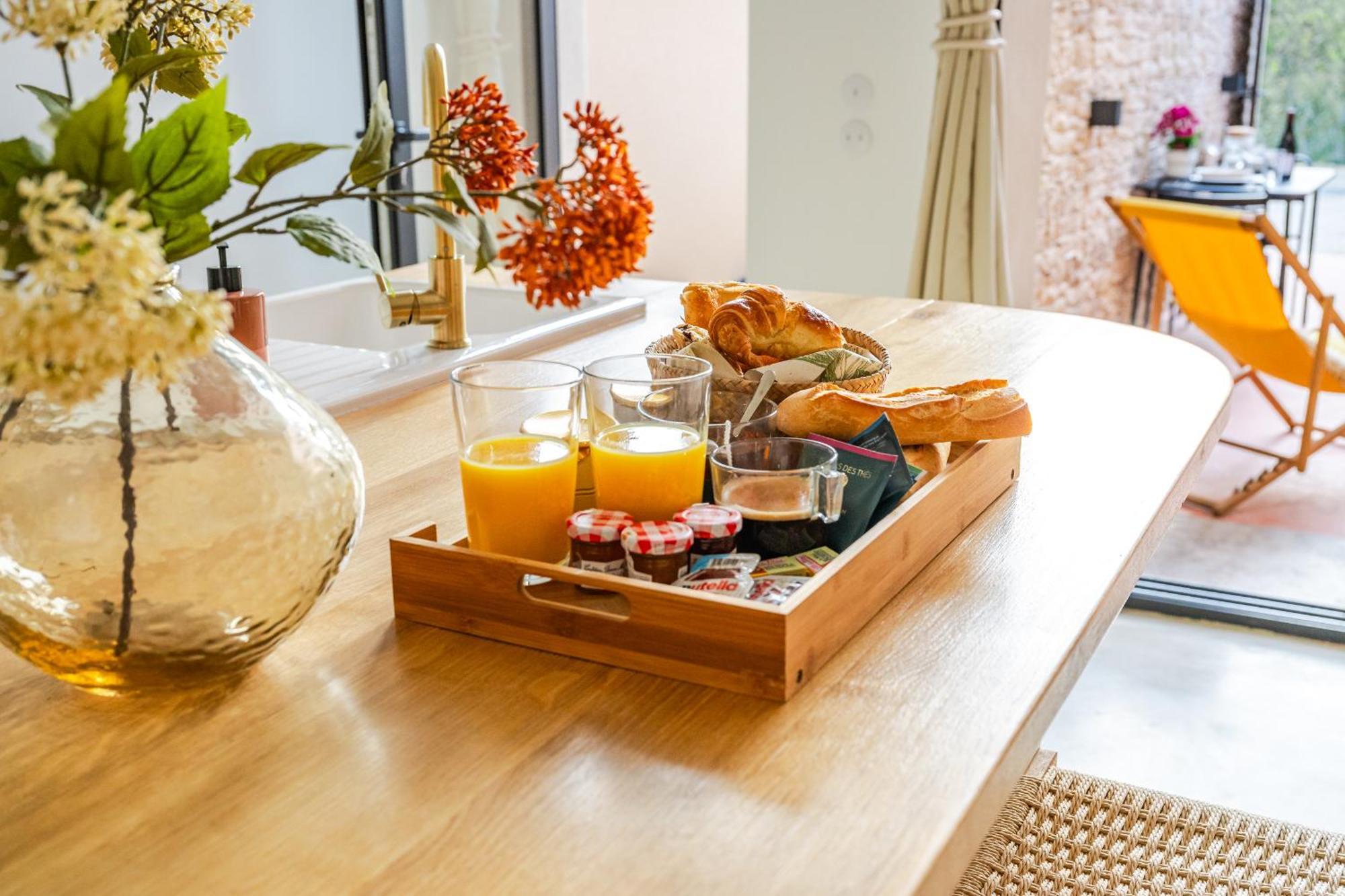 Hermes - Appartement Avec Jacuzzi Scandinave Nyons Buitenkant foto